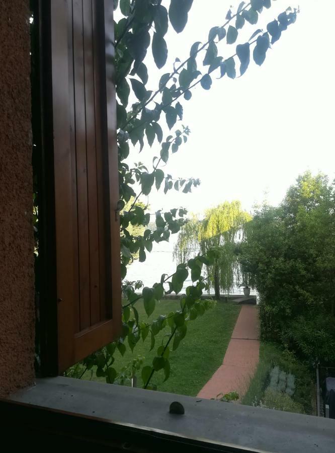 Holiday House Camillina Salò Dış mekan fotoğraf